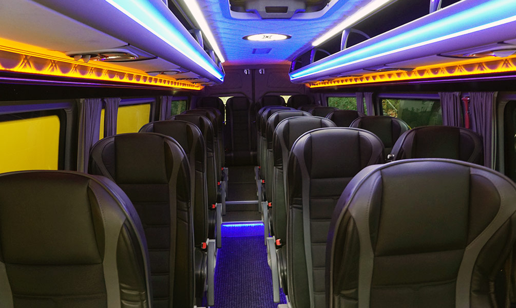 Turistibussit