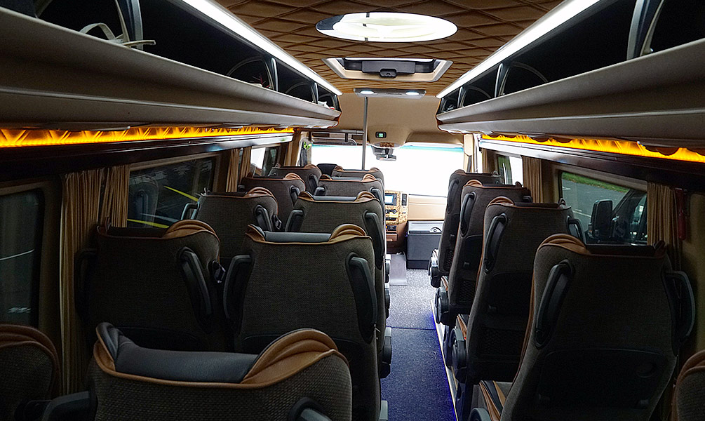 Turistibussit