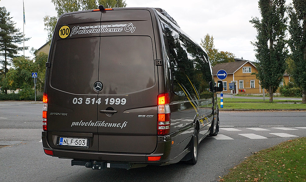 Turistibussit